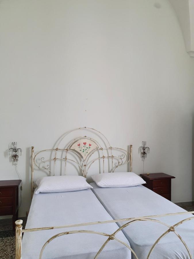 Villa Nel Salento - Ampie Camere E Giardino, Fino A 9 Persone Barbarano del Capo Экстерьер фото