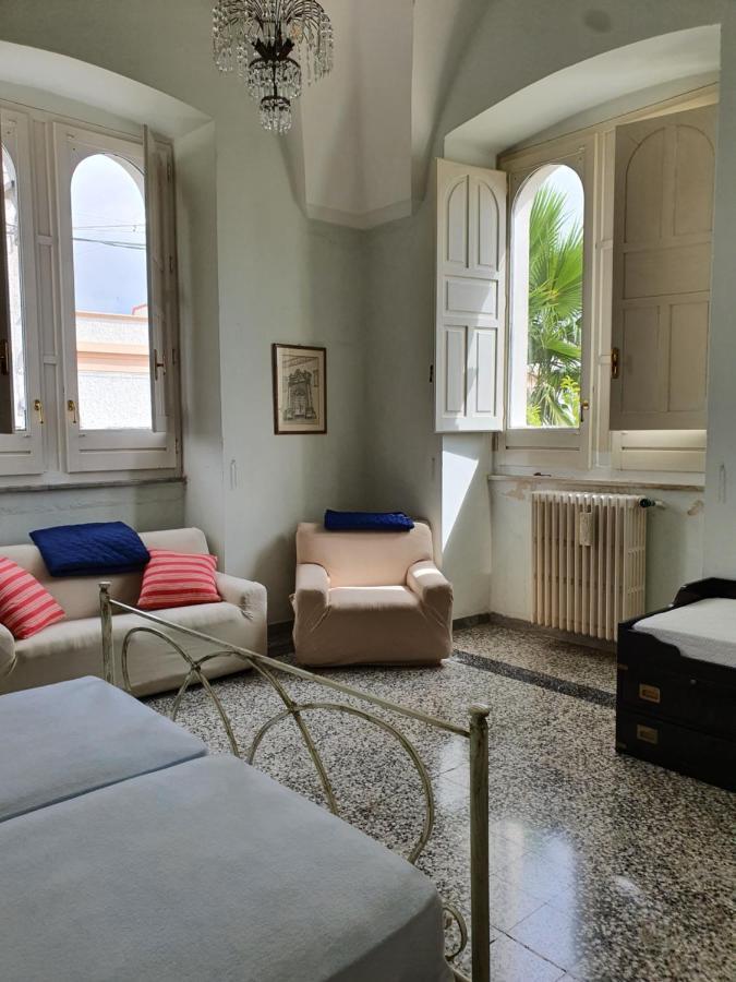 Villa Nel Salento - Ampie Camere E Giardino, Fino A 9 Persone Barbarano del Capo Экстерьер фото